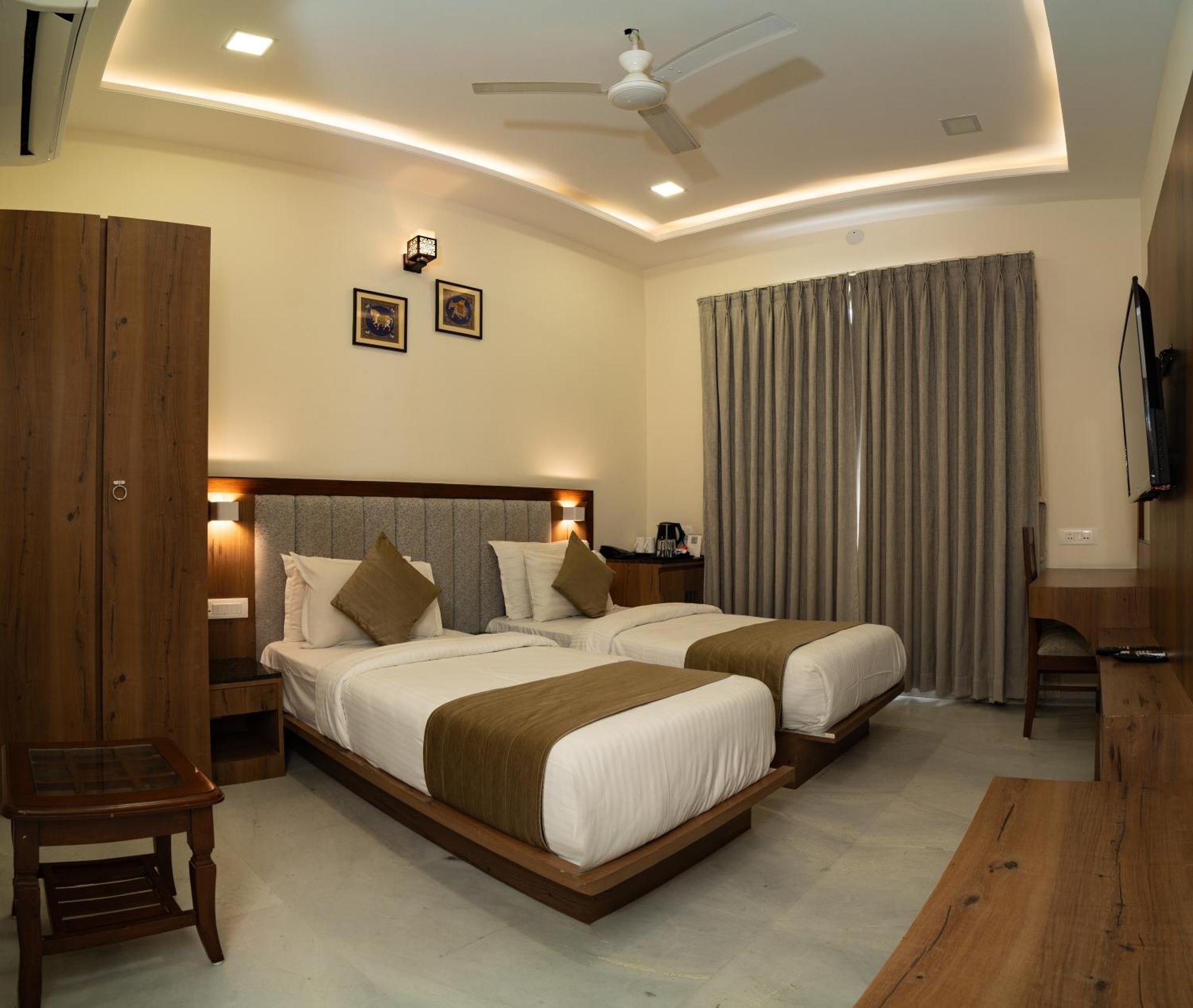 Rabbit Ratnam -By Udaipur Hotels Exterior photo